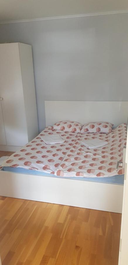 Blue House Brevik Porsgrunn Apartment ภายนอก รูปภาพ